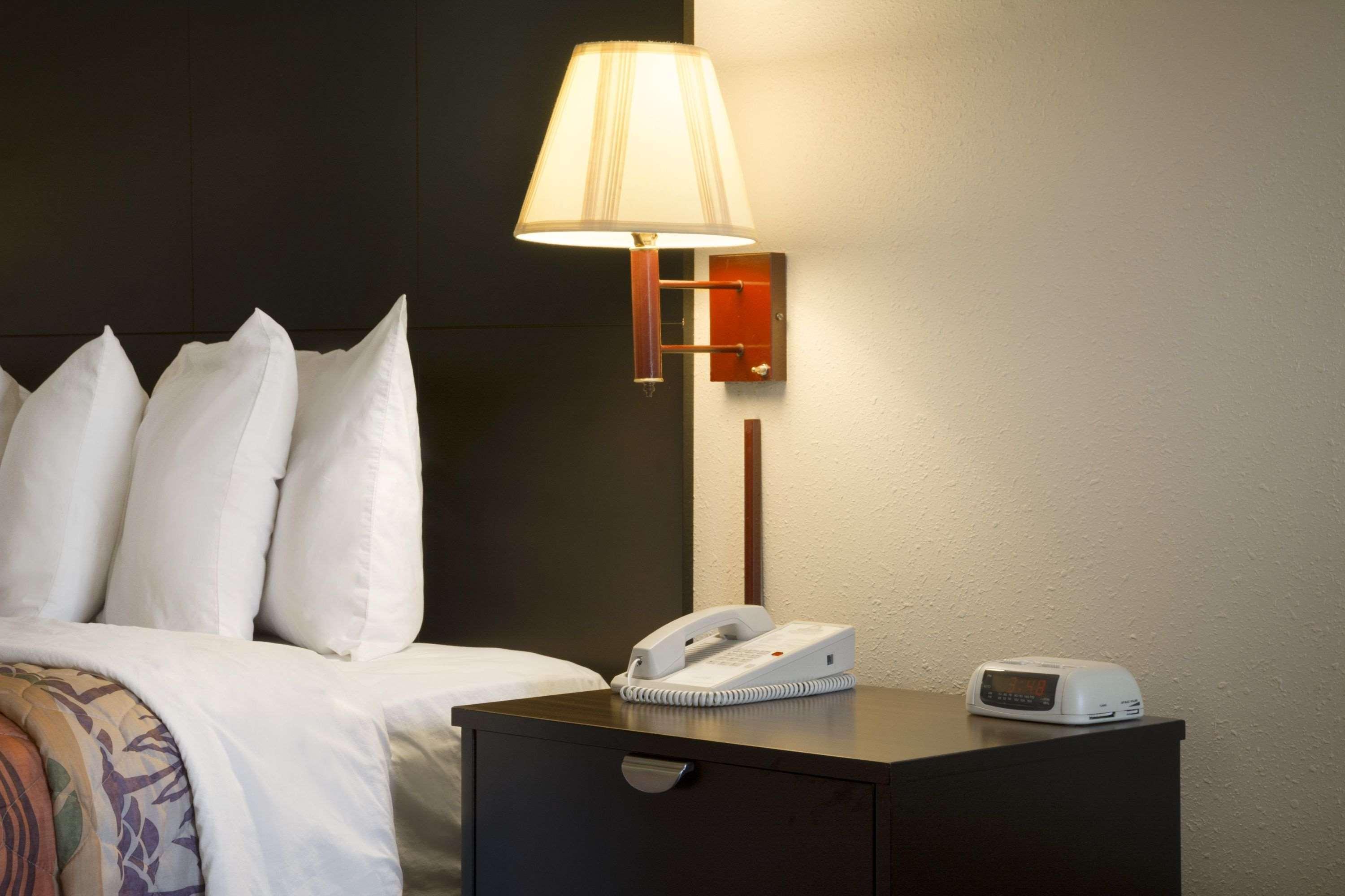 Days Inn By Wyndham Alma Ngoại thất bức ảnh