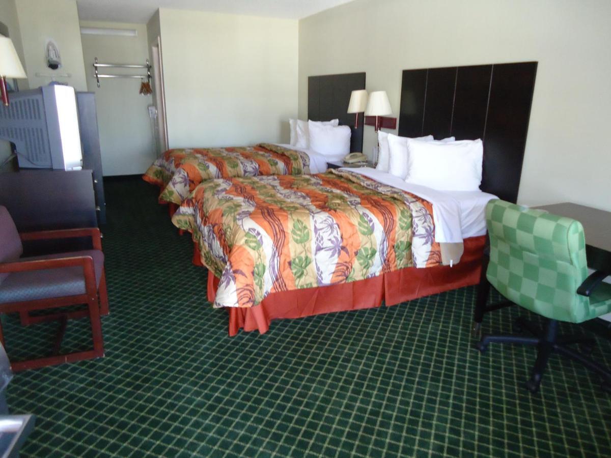Days Inn By Wyndham Alma Phòng bức ảnh
